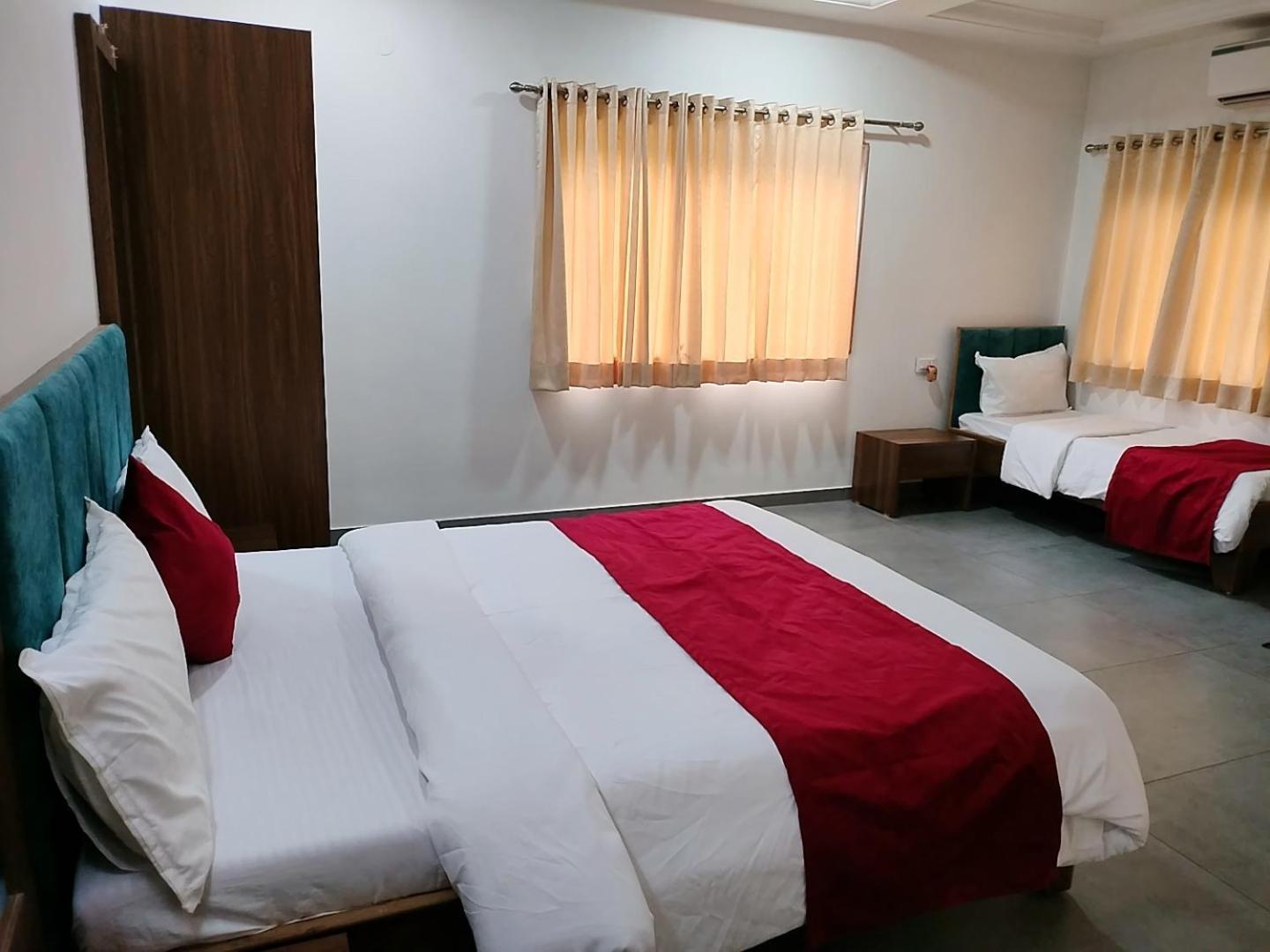 Golden Resort Igatpuri Exterior foto